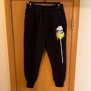 Soul Cycle Women’s Cropped Skull Sweatpants Black White Size Small Made in USA